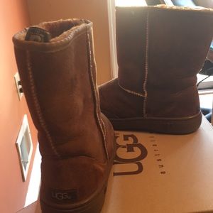 Women’s UGG brown